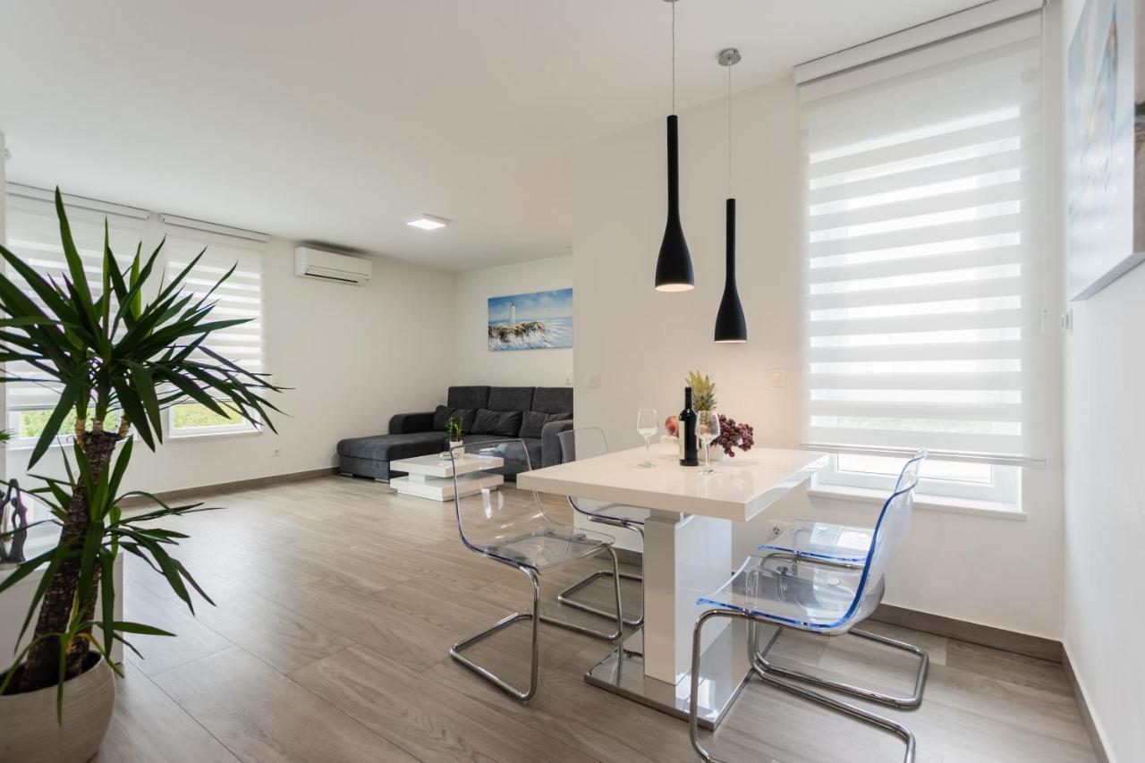 New Modern Apartment "Marjan" Podstrana Luaran gambar