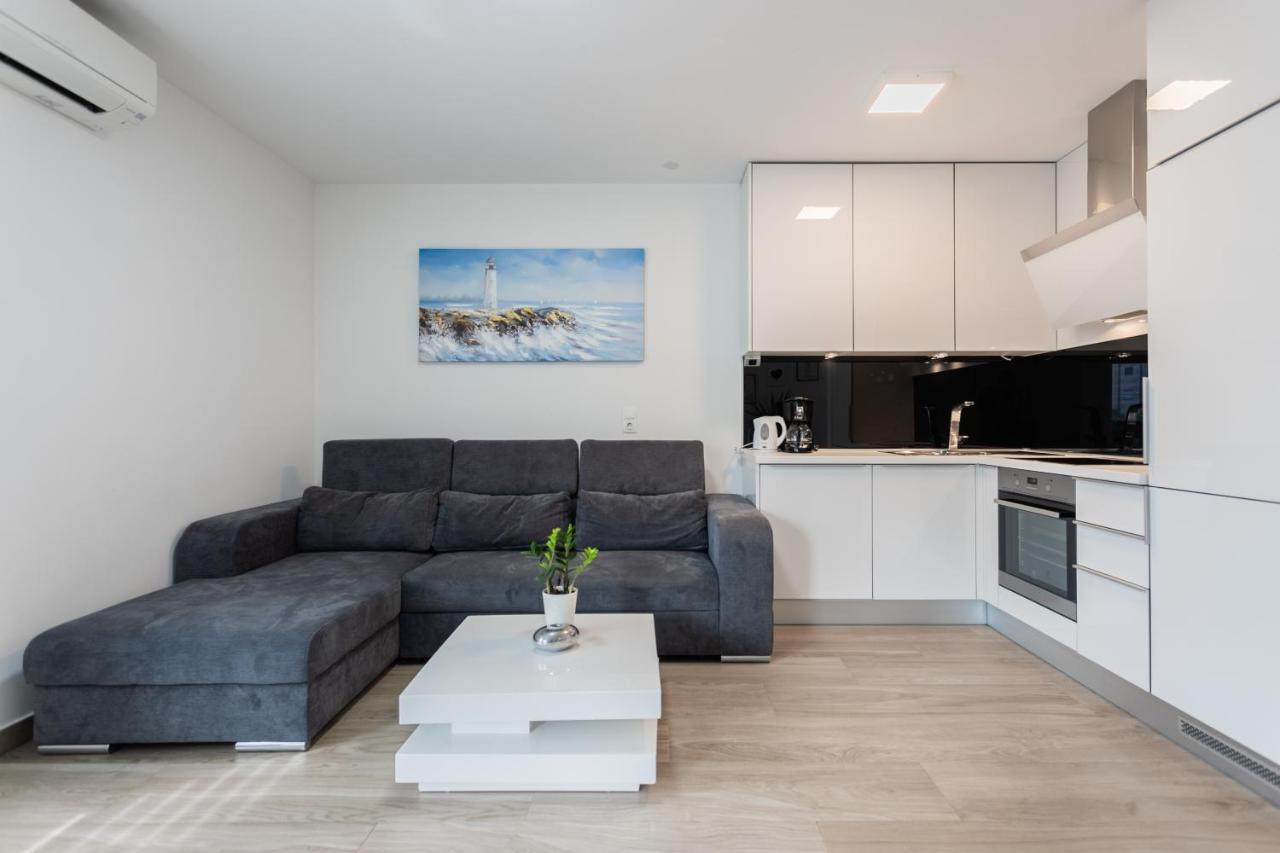 New Modern Apartment "Marjan" Podstrana Luaran gambar