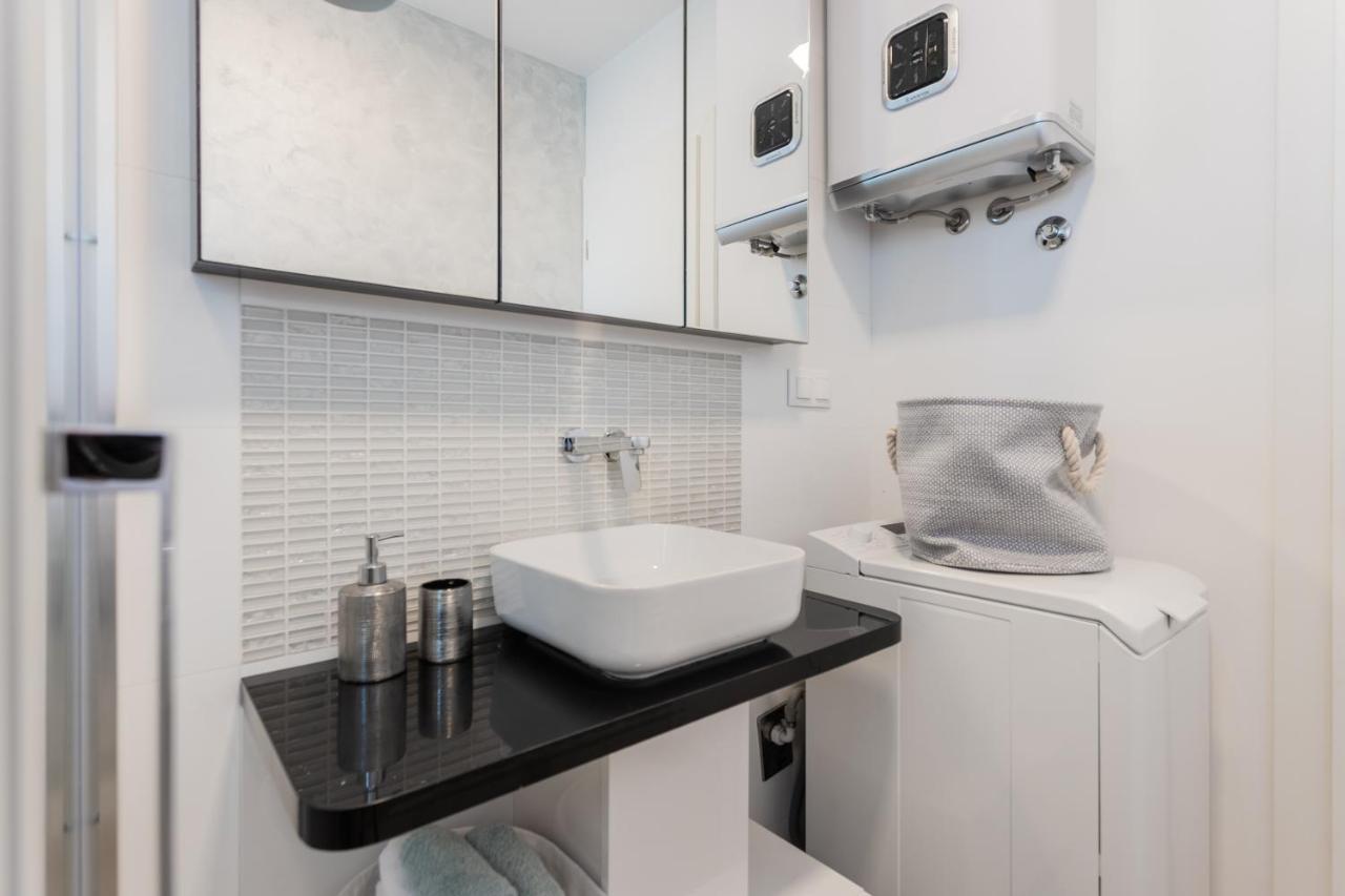 New Modern Apartment "Marjan" Podstrana Luaran gambar