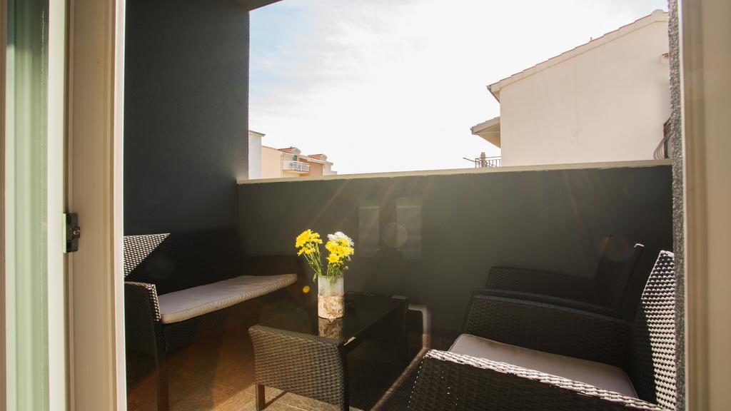 New Modern Apartment "Marjan" Podstrana Luaran gambar